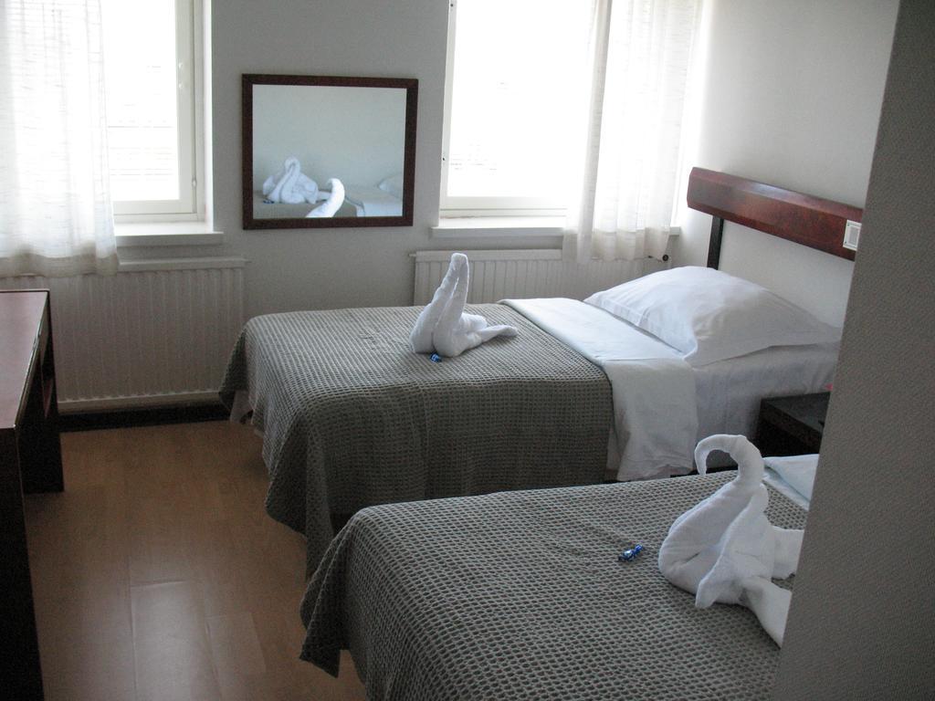 Hotel Kemijaervi Екстер'єр фото