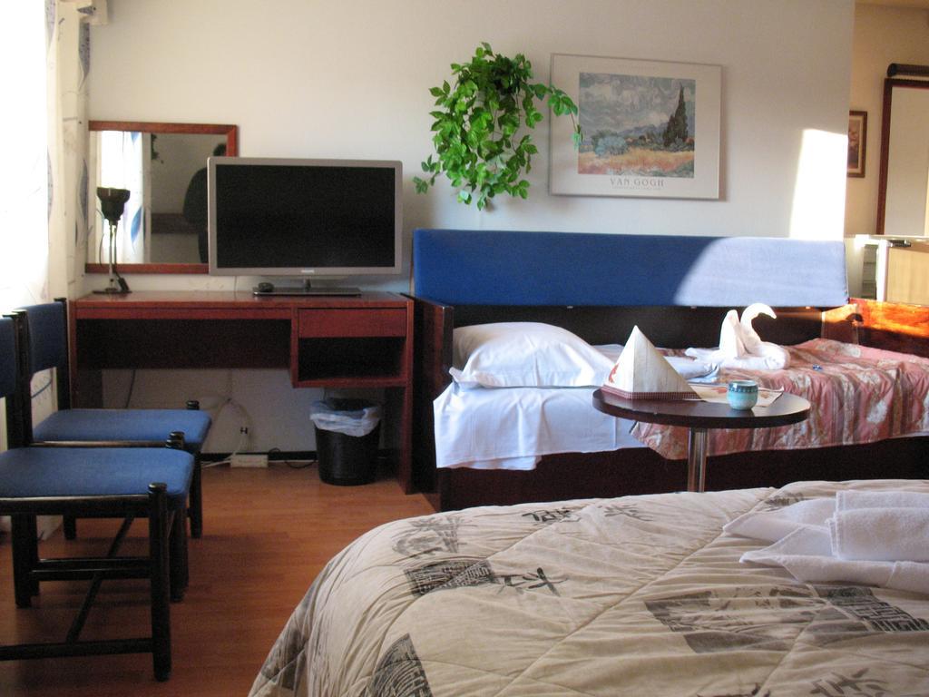 Hotel Kemijaervi Екстер'єр фото