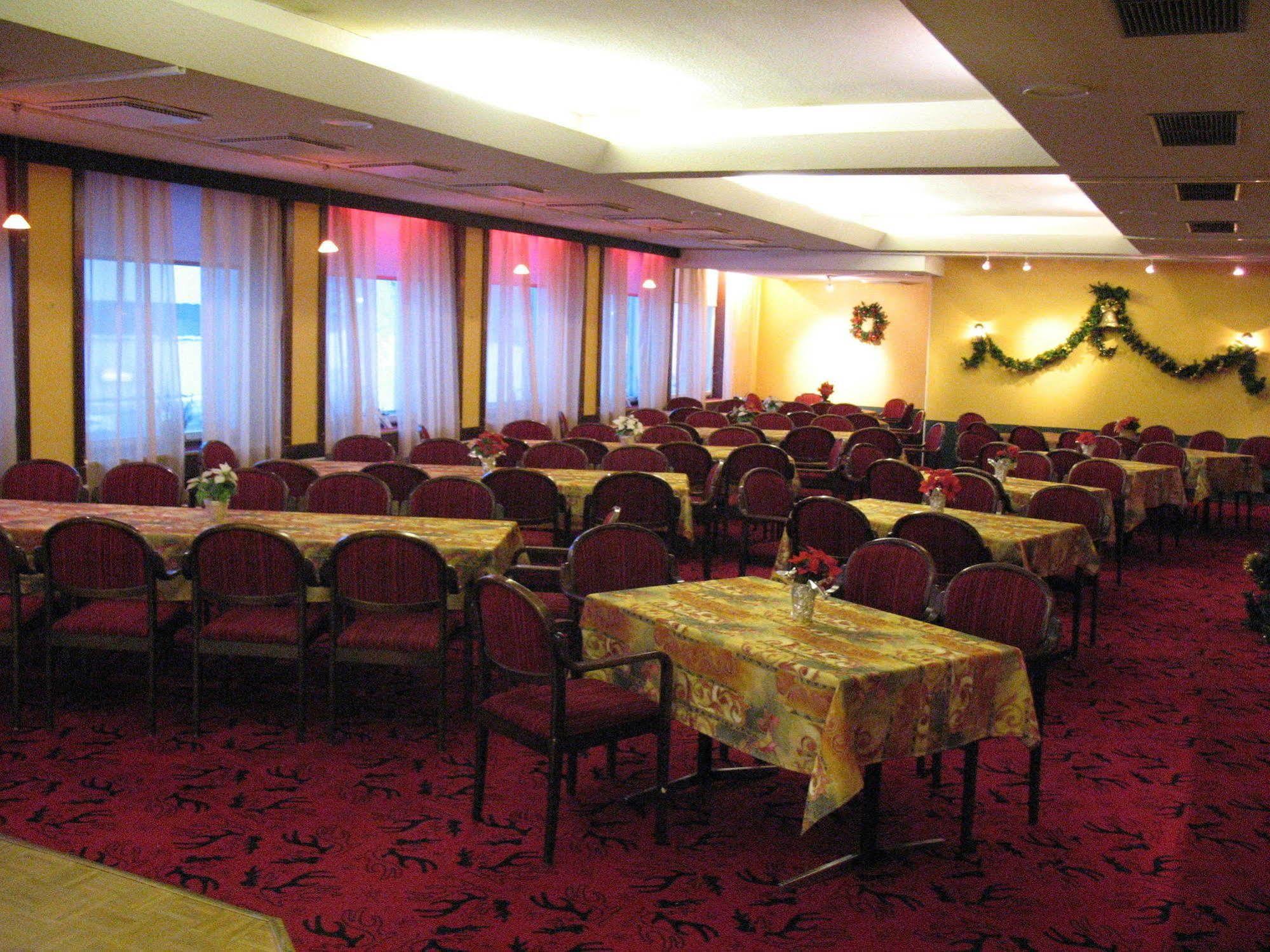 Hotel Kemijaervi Екстер'єр фото